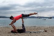 Acroyoga in der Cala Corsara